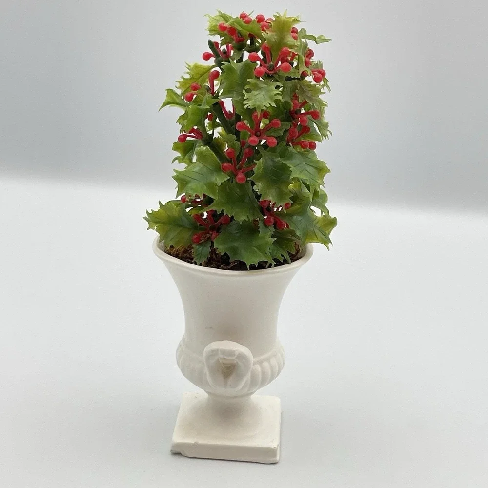 Vintage‎ National Potteries Japan White Urn Planter Faux Holly 1950s–1970s